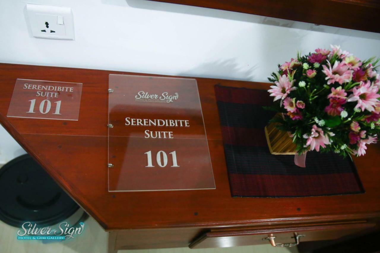 Silver Sign Hotel Katugastota Ngoại thất bức ảnh