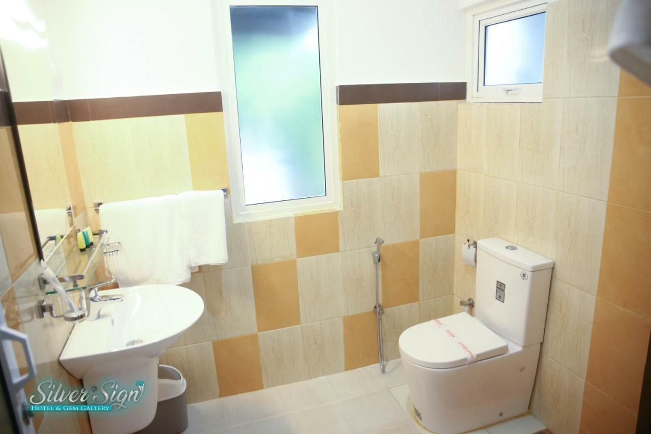 Silver Sign Hotel Katugastota Ngoại thất bức ảnh