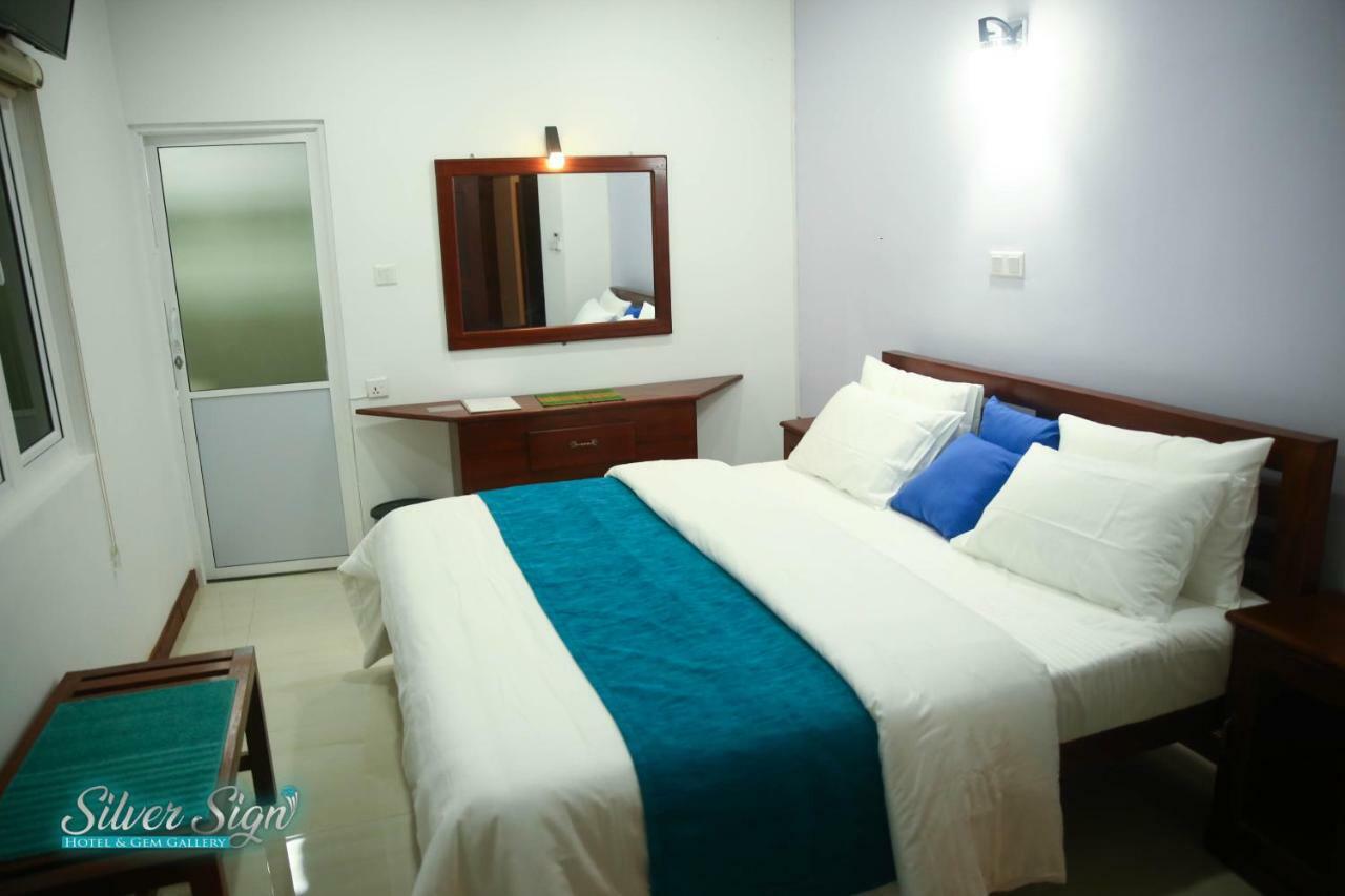 Silver Sign Hotel Katugastota Ngoại thất bức ảnh